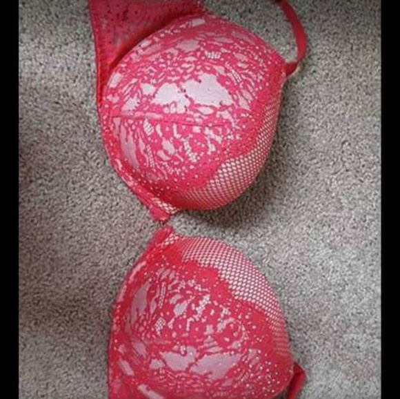 Victoria's Secret Bra - Picture 2 of 2